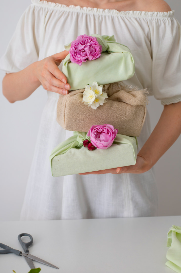 prezent-dla-przyszlej-mamy-babyshower